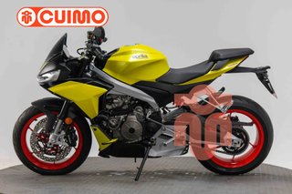 APRILIA TUONO 660