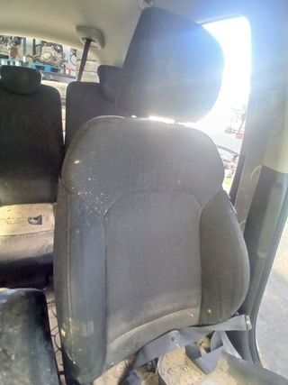 ASIENTO DELANTERO IZQUIERDO KIA CARENS (RP)