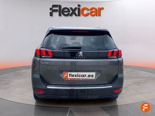 Peugeot 5008 Allure 1.2L PureTech 96kW (130CV) EAT8