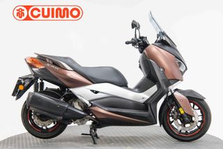 YAMAHA XMAX 300