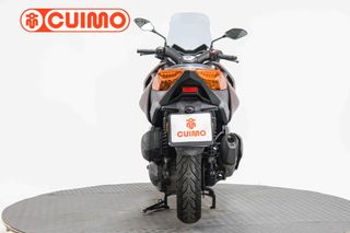 YAMAHA XMAX 300