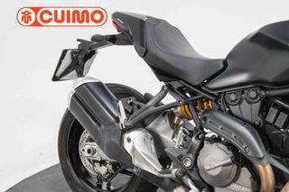 DUCATI MONSTER 821