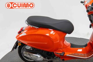 VESPA PRIMAVERA 125