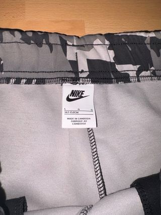 Pantalón Nike Tech Camuflaje Niño Talla XL