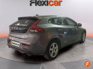 Volvo V40 2.0 D2 Momentum Auto