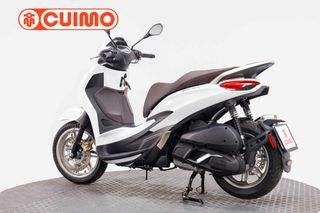 PIAGGIO BEVERLY 300 HPE
