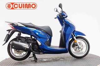 HONDA SCOOPY SH300i