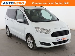 Ford Tourneo Courier 1.0 EcoBoost Titanium