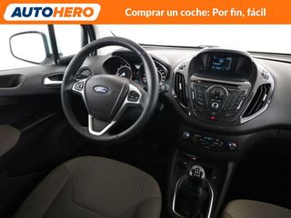 Ford Tourneo Courier 1.0 EcoBoost Titanium