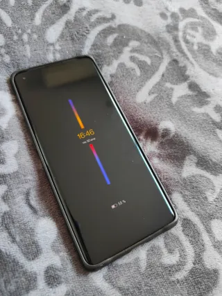 Oppo Find X5 Scatola e Accessori