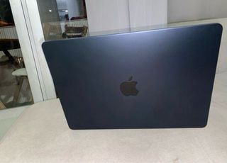 Apple MacBook Air Chip M3 13’6 Medianoche