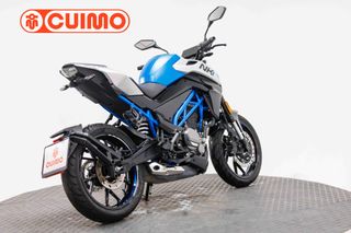 CFMOTO 300 NK