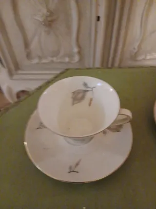 Set 2 Tazze da Tè e Zuccheriera Vintage