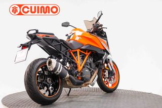 KTM 1290 SUPER DUKE GT
