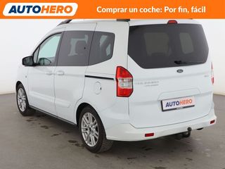 Ford Tourneo Courier 1.0 EcoBoost Titanium
