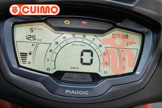 PIAGGIO BEVERLY 300 HPE