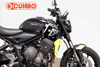 TRIUMPH TRIDENT 660