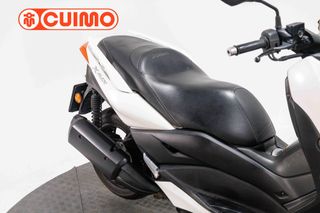 YAMAHA XMAX 300