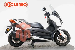 YAMAHA XMAX 300