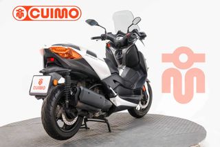 YAMAHA XMAX 300