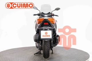 YAMAHA XMAX 300