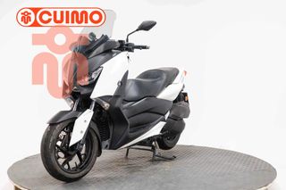 YAMAHA XMAX 300