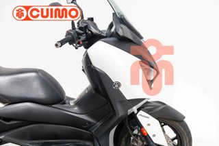 YAMAHA XMAX 300