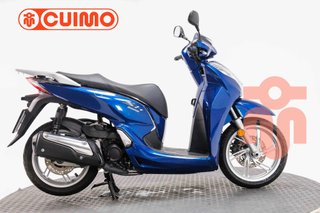 HONDA SCOOPY SH300i