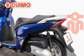 HONDA SCOOPY SH300i