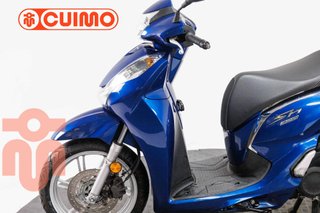 HONDA SCOOPY SH300i