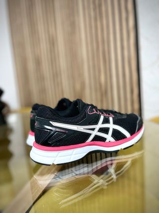 Zapatillas Nike Air Force Blancas y Amarillas