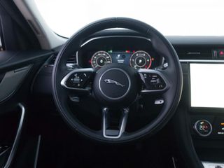 Jaguar F-Pace 2.0D I4 204PS AWD Auto MHEV Standard SE
