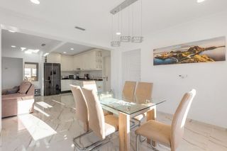 Chalet en venta en La Siesta - El Salado - Torreta en Torrevieja