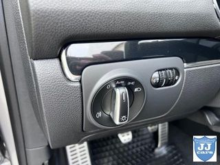 VOLKSWAGEN Golf Cabriolet 2.0 TDI BlueMotion Tech.