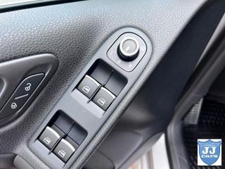 VOLKSWAGEN Golf Cabriolet 2.0 TDI BlueMotion Tech.