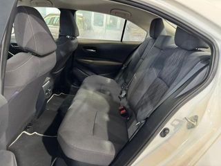 TOYOTA Corolla Sedan 125H Business Plus