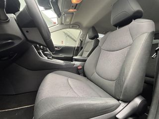 Toyota Rav4 2.5l 220H Advance