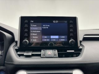 Toyota Rav4 2.5l 220H Advance