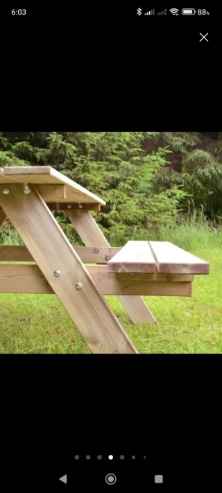 Mesa de picnic de madera