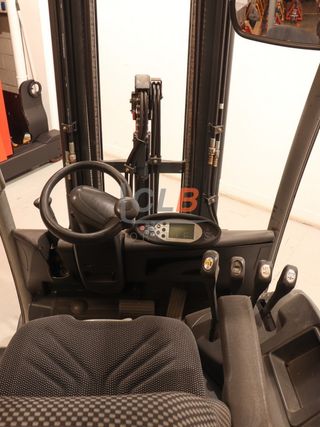 Ref. M-6368 Frontal Eléctrica 3 ruedas STILL RX 20-16