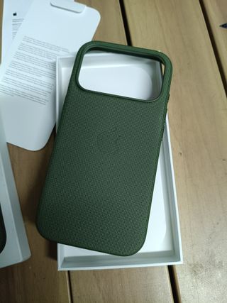Funda de trenzado técnico con MagSafe para el iPhone 17 Pro - Verde