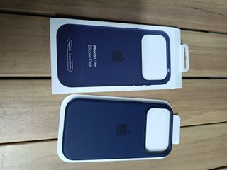 Funda de silicona con MagSafe para el iPhone 17 Pro - Medianoche