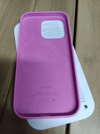 Funda de silicona con MagSafe para el iPhone 16 Pro - Peonía