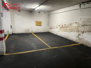 Garaje en venta en Santa Rosa - Valdeolleros en Córdoba