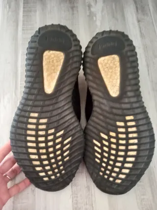 Adidas Yeezy 350 V2 Bambas Negras