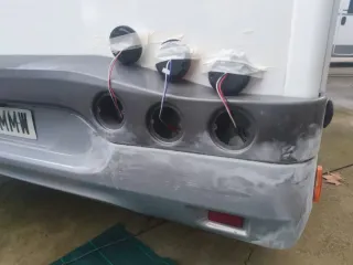 Reparación plásticos caravanas y autocaravanas