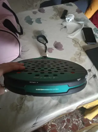 Pala Bullpadel Hack 04 Hybrid