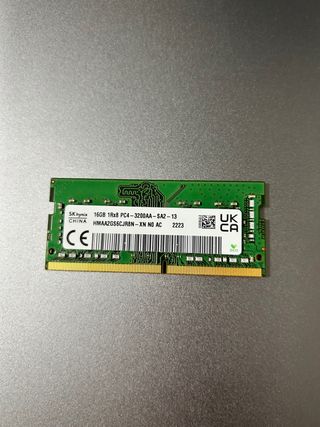 SK hynix 16GB DDR4 SODIMM PC4-3200AA