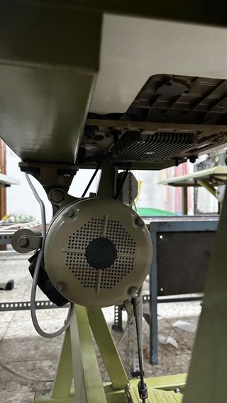 Máquina industrial de vivos