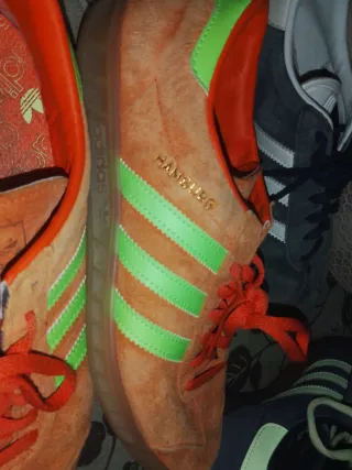 Botines Adidas Verdes y Naranjas  25 € cada par